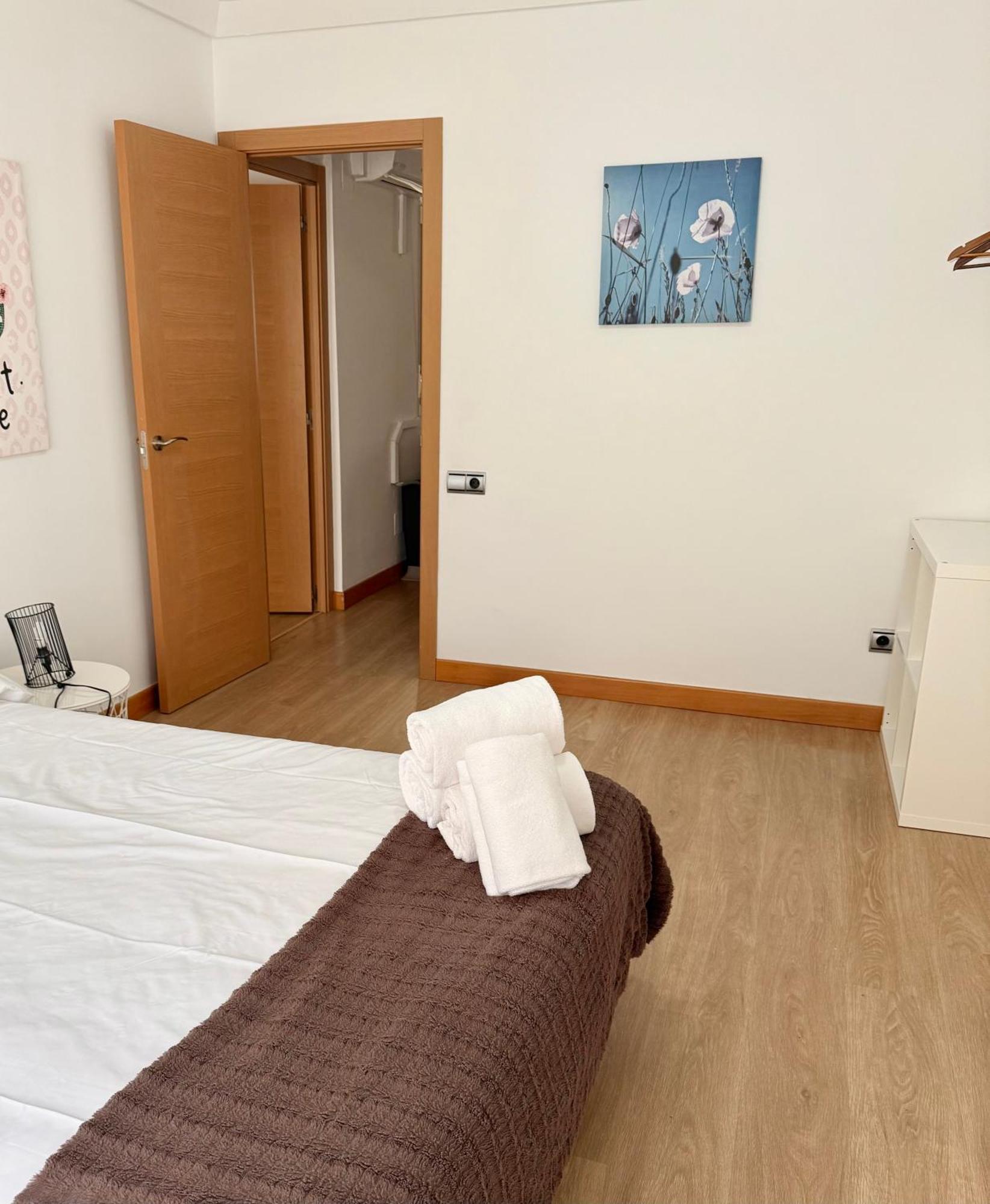 Apartamento Ana Isabel Zaragoza Dış mekan fotoğraf